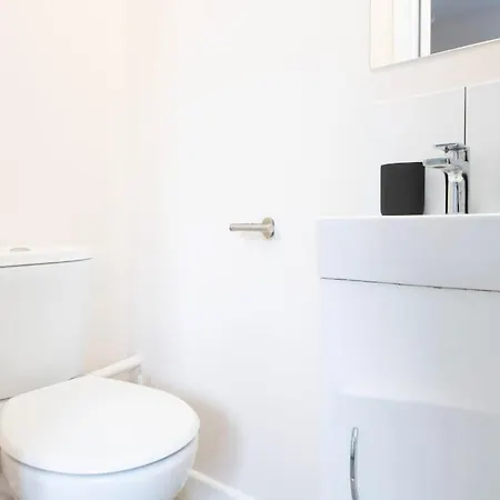 Сasa de vacaciones 10 Bedroom 8 Bathroom House Sleeps 15 *